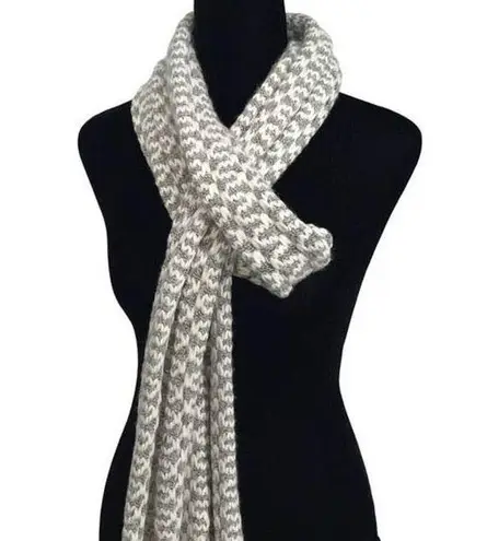 Universal Threads Universal Thread Womens Chunky Hand Knit Long Scarf Gray Cream OS