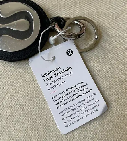 Lululemon Logo Keychain - Silver/Black