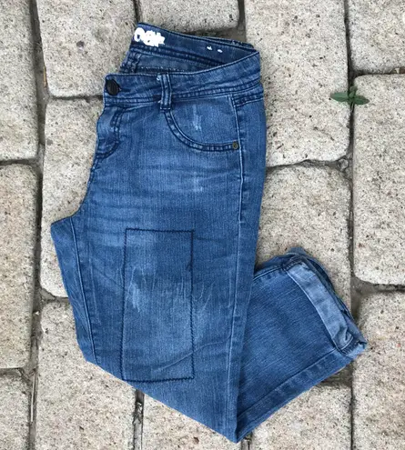 Uproar denim embroidered patchwork capri pants