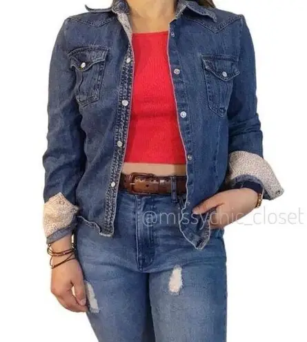 Andrew & Co Vintage Women’s Denim Button Down Shirt Blue