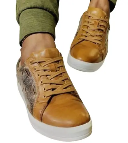 DIBA TRUE Yuli Ana Luggage / Pewter, US Size 10 / Euro 40.5 New in Box MSRP $109 Tan