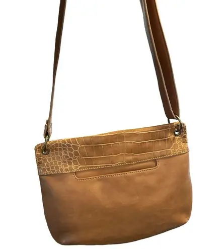 Relic Faux Leather Crocodile Pattern Crossbody Shoulder Bag Purse Light Brown