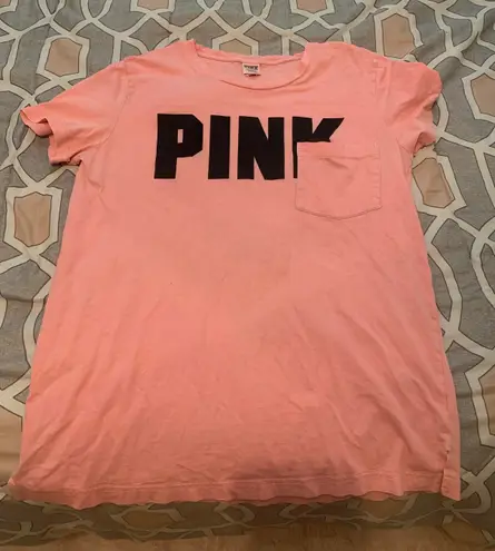 PINK - Victoria's Secret Pink Tee-Shirt