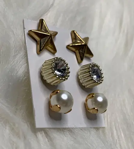 NWOT 3 Gold Color Studs Earrings