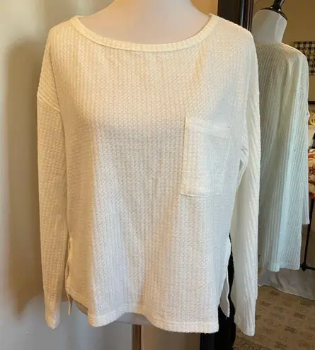 Tresics Large White Sweater