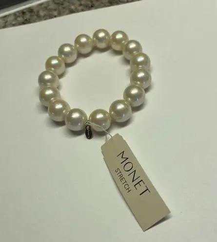 Monet NWR MRSP $20 Signed  Faux Pearl Bead / Beaded Stretchy Stretch Bracelet