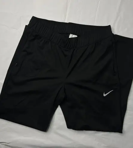 Nike NSW Shield Dri-Fit Tech Black Jogger Tech Pants