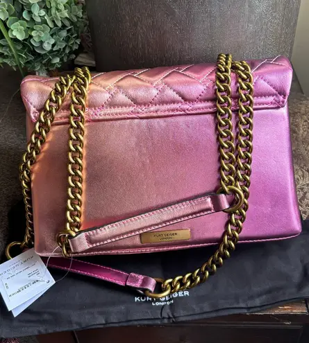 Kurt Geiger Authentic LONDON metallic Quilted 2tone leather gold lock shoulder/Crosby