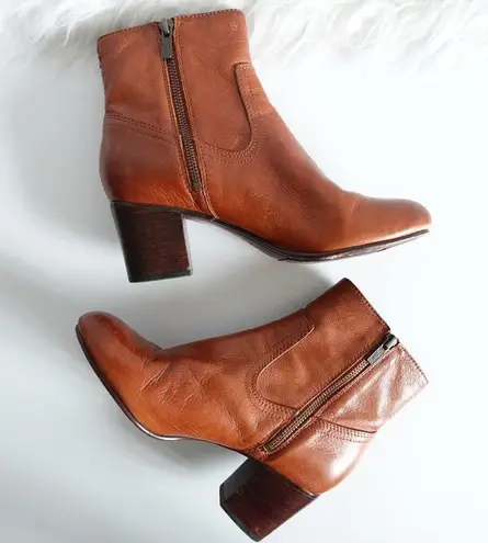 Frye  Stella Whiskey Brown Cognac Leather Zip Short Ankle Boots