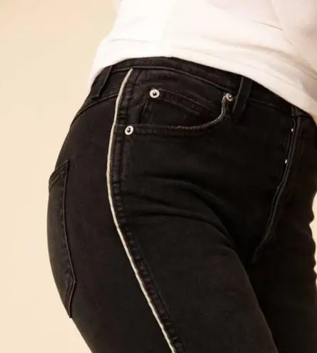 new amo ☻︎ Chloe Crop Stretch Jeans w with Piping ☻︎ Black + Natural ☻ 24