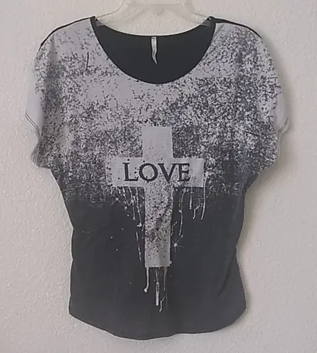 FINAL MARKDOWN Ladies' Aran's Den Partial Lace Overlay Tee medium Black