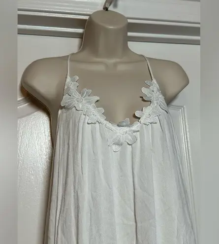 Lush Clothing LUSH Women’s White Floral Embroidered Spaghetti Strap Tank Flowy Feminine Dress - Image 4