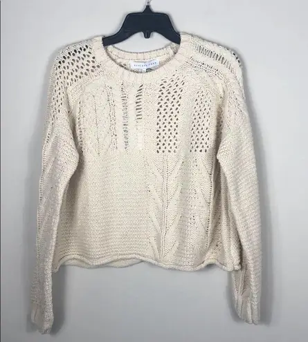 Endless Rose Sweater Chunky