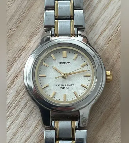 Seiko Ladies Watch Spiral Stainless Dial Gold-Tone Markers Two-Tone Bracelet