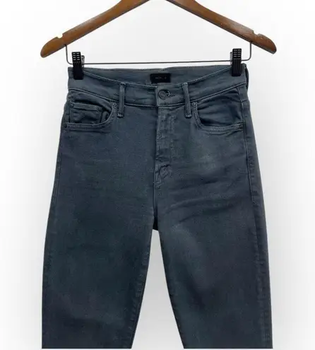 MOTHER Denim MOTHER Insider Crop Step Fray in Washed Black size 25