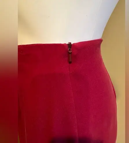 Jones New York  Red Wine Knee Length Skirt Zipper On Side l Small Back Slit SZ 14