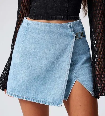 Cider DENIM MID WAIST SPLIT SHORTS