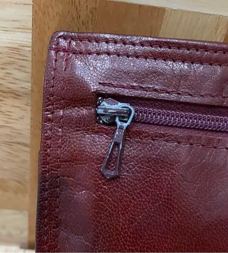 Bottega Veneta Vintage Made in Italy Bordeaux Leather Wristlet Pouch Bag