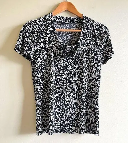 Tahari PRINTED SHORT SLEEVE BLOUSE TOP WOMENS SIZE S WEAR TO WORK