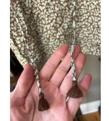 Anthropologie Omika Isla Tasseled Blouse Elliot Galapago Womens Size Small Green