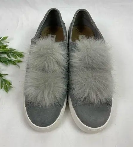 Steve Madden Bryanne Casual Platform Sneakers Fuzzy Pompom Cute Gray Size 9.5