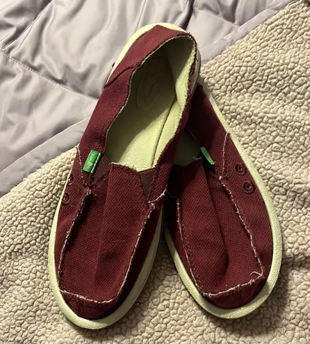 Sanuk Slip On