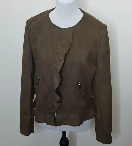 Westport olive green hidden zip ruffle coat size medium