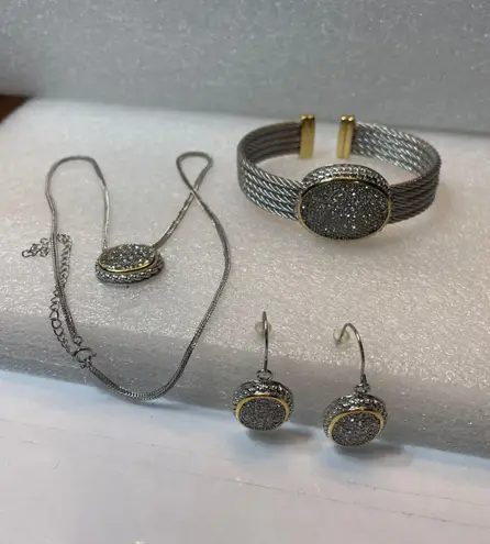 DSMK Two Toned S/S Necklace, Bangle & Dangle Earrings Set Gold