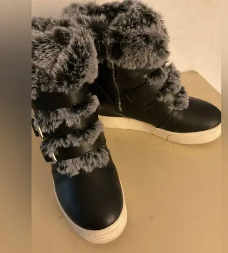 J/Slides Women's Black leather Fur