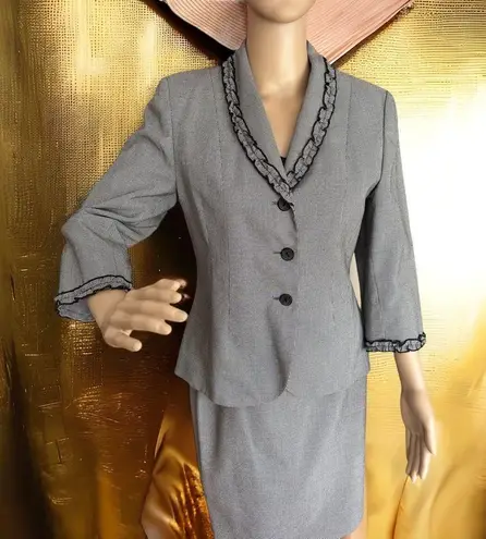 Kasper For ASL Petite Skirt Suit 2 Piece Set Size 6P Skirt Suit Ensemble