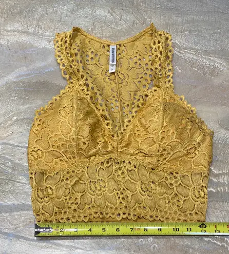 Zenana Outfitters Comfy Yellow Bralette Top Women’s Medium