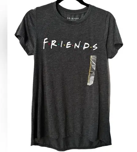💙SALE 3/$25 FRIENDS GRAPHIC CHARCOAL GREY SHOFT SLEEVE TEE SHIRT S Gray