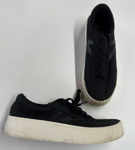 Tretorn Shoes Womens Size 7.5 Black Platform Canvas LiteBold Casual Sneakers - Image 1
