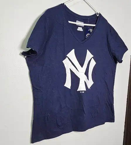 Fanatics New York Yankees - Navy - Team Primary Logo V-Neck T-Shirt Women's 3XL