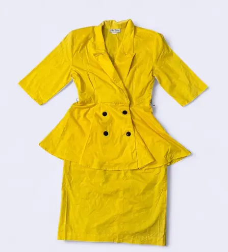 Vintage Yellow Double