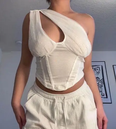 TRENDY COOL UNIQUE WHITE TOP