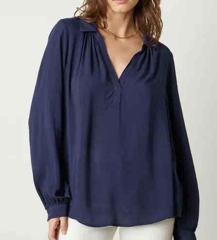 Velvet by Graham & Spencer Josie Relaxed Challis Blouse Size Medium NWT Blue