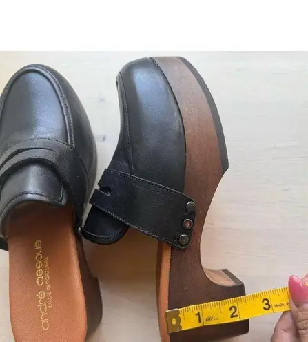 André Assous black Soraya Water Resistant Clog (Women) size 5