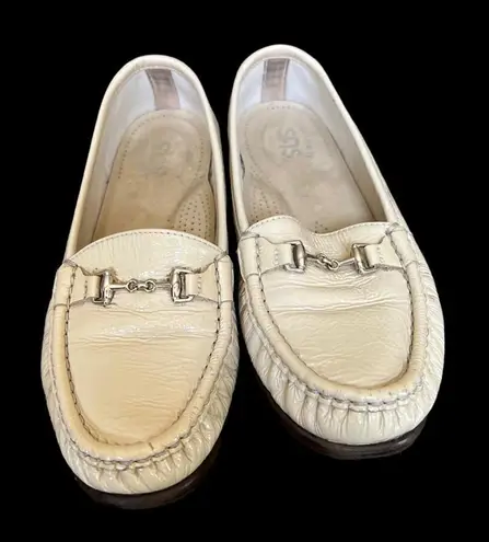SAS Tripad Comfort cream leather flat loafers women’s size 7