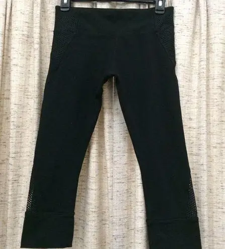 Lorna Jane Crop Black Mesh Leggings