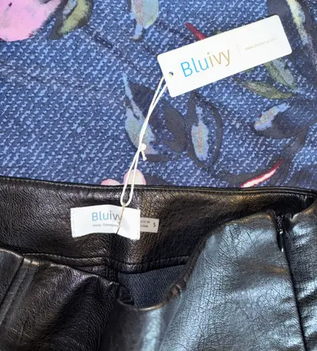 Boutique Bluivy Leather Skirt
