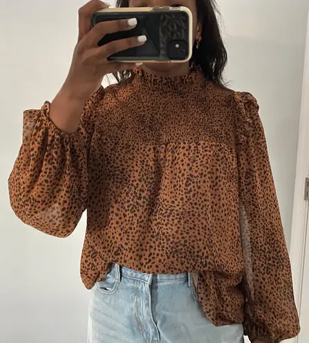 ee:some Cheetah print top