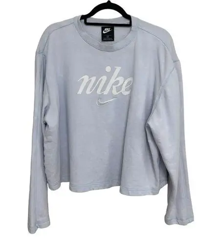 Nike  Women’s Cropped Logo Crewneck in Light Bleached Lavender - Size 2X