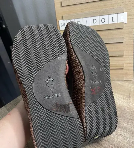 Volatile Brown Woven Platform Flip Flops Sandals Size 9