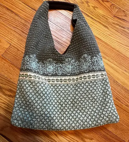 American Eagle  Outfitters Quilted Boho Shoulder Bag Teal Blue Floral Print