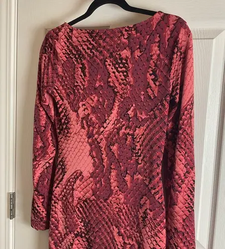 PROJECT RUNWAY SNAKESKIN PRINT dress Size small Red