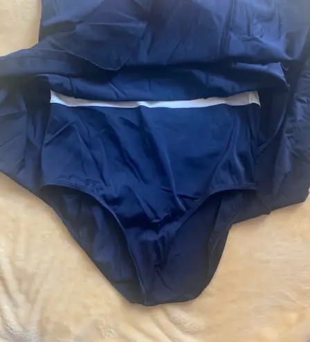 Fit 4 U -BODY FLATTERING SWIMDRESS -SIZE 16