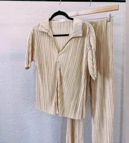 One Loved Babe Champagne Plisse Set Size L