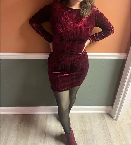 Honey and Rosie Red sparkly dress - Image 3