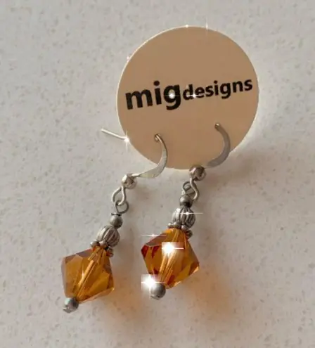 Boutique Dark Silver Orange Crystal Set